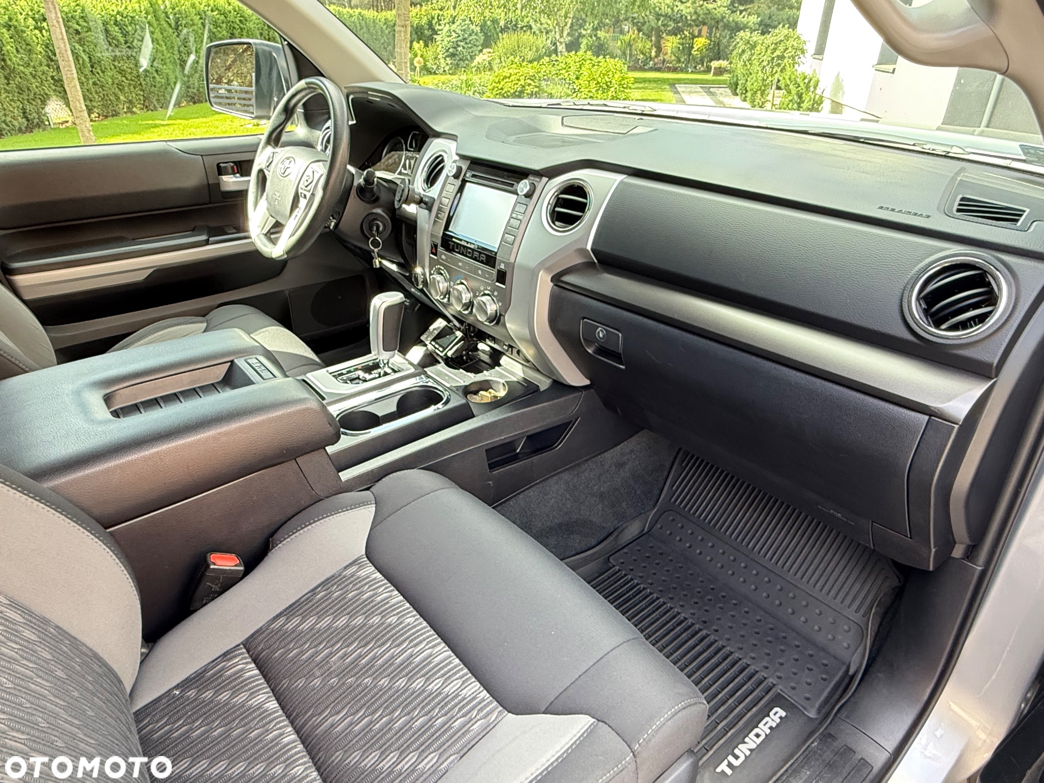 Toyota Tundra - 9