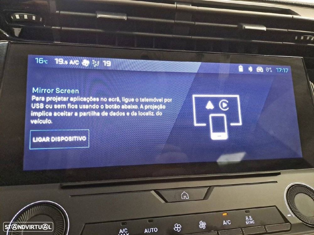 Peugeot 408 1.2 Hybrid Allure e-DCS6 - 19