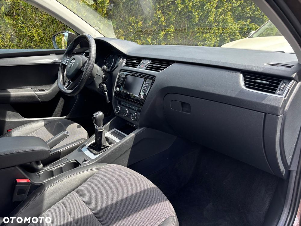 Skoda Octavia 2.0 TDI (Green tec) 4x4 Ambition - 6