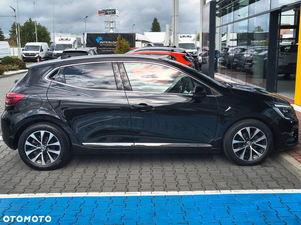 Renault Clio - 8