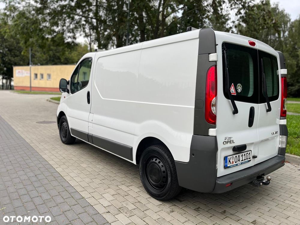 Opel Vivaro - 4