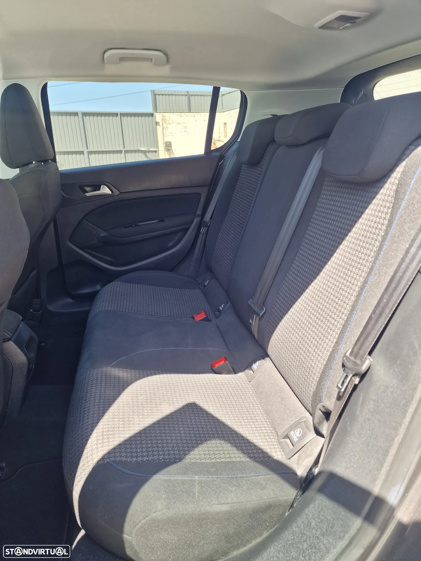 Peugeot 308 1.2 PureTech Style - 10