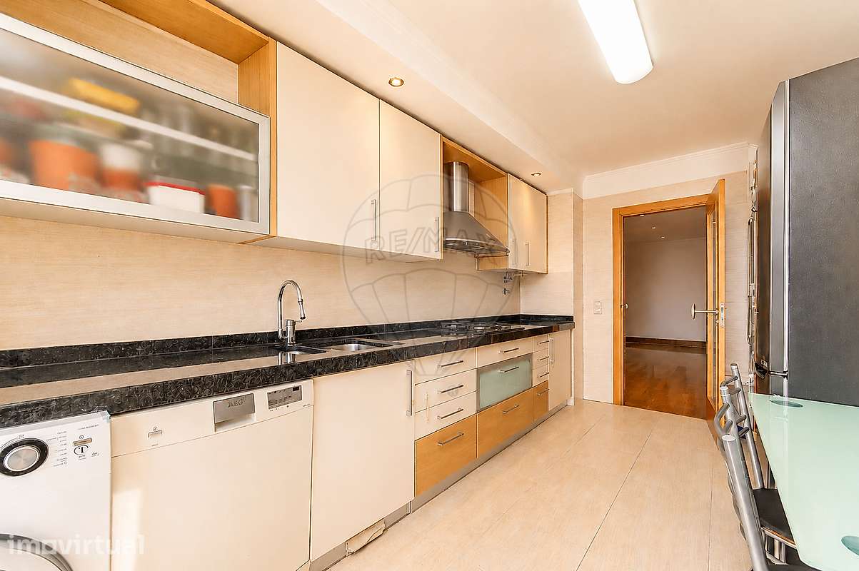 Apartamento T4 para venda - Grande imagem: 3/36