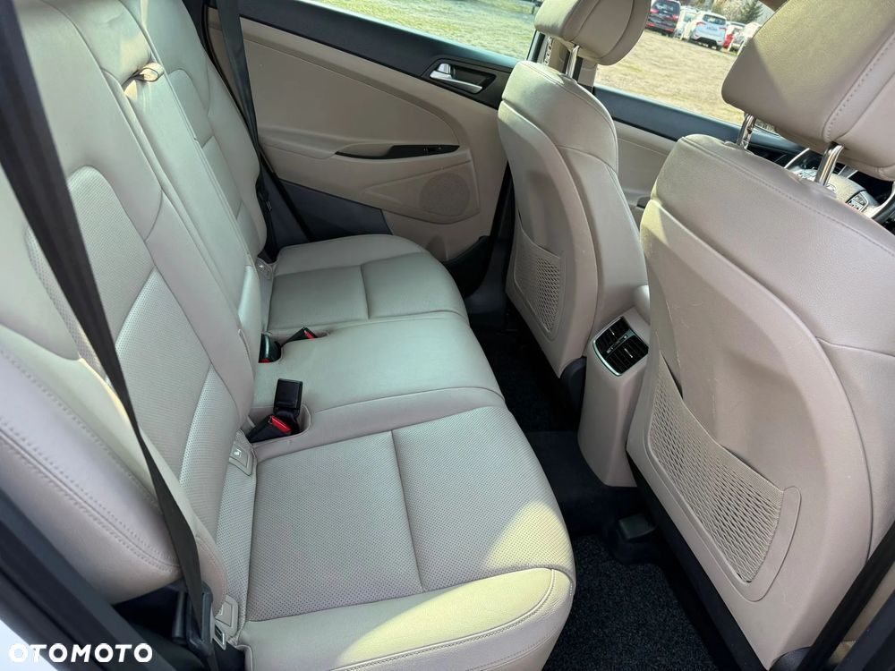 Hyundai Tucson - 8