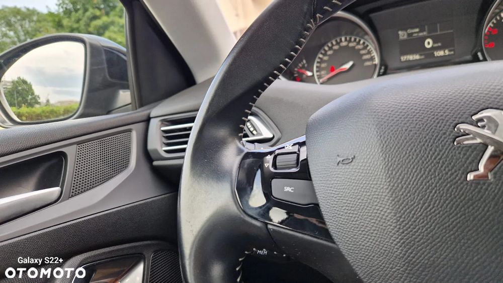 Peugeot 308 SW 1.5 BlueHDi Allure S&S - 14