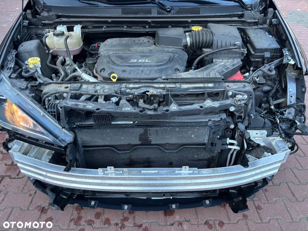 Chrysler Pacifica - 13