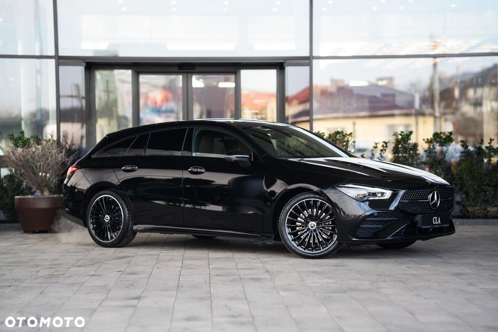 Mercedes-Benz CLA - 4