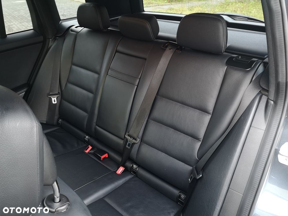 Mercedes-Benz GLK 220 CDI DPF 4Matic BlueEFFICIENCY 7G-TRONIC SPORT EDITION - 9