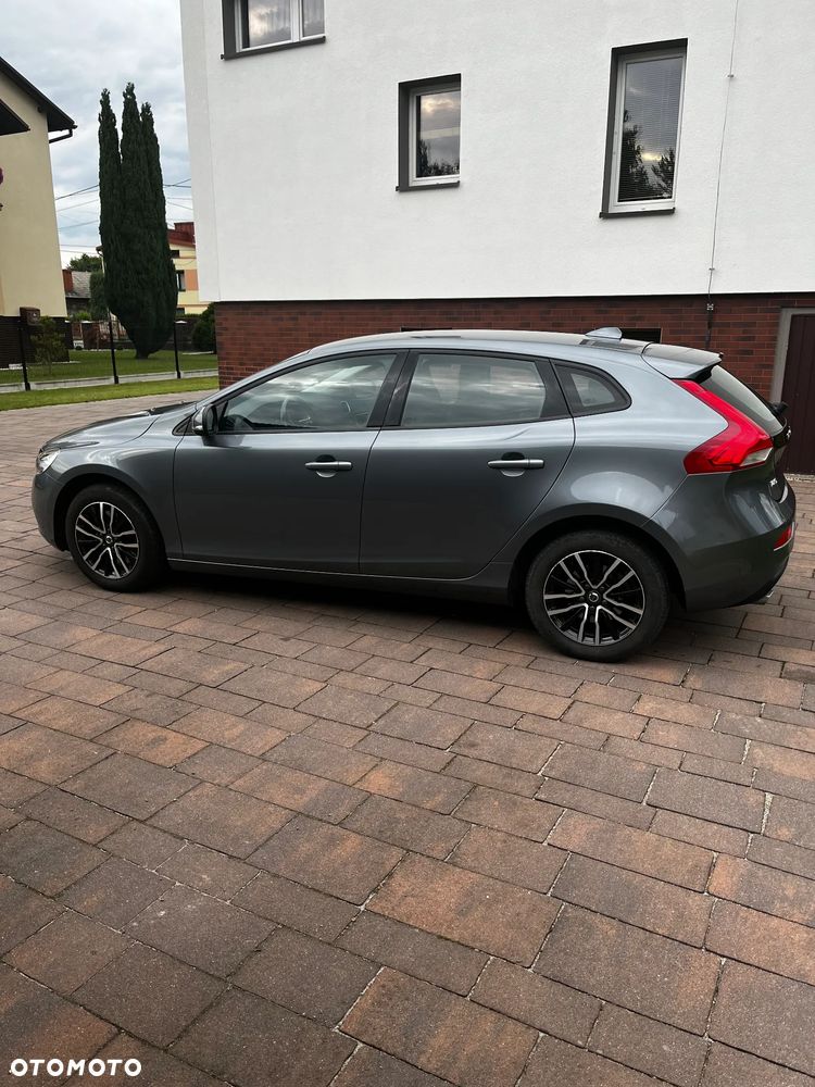 Volvo V40 D2 Geartronic Momentum - 6