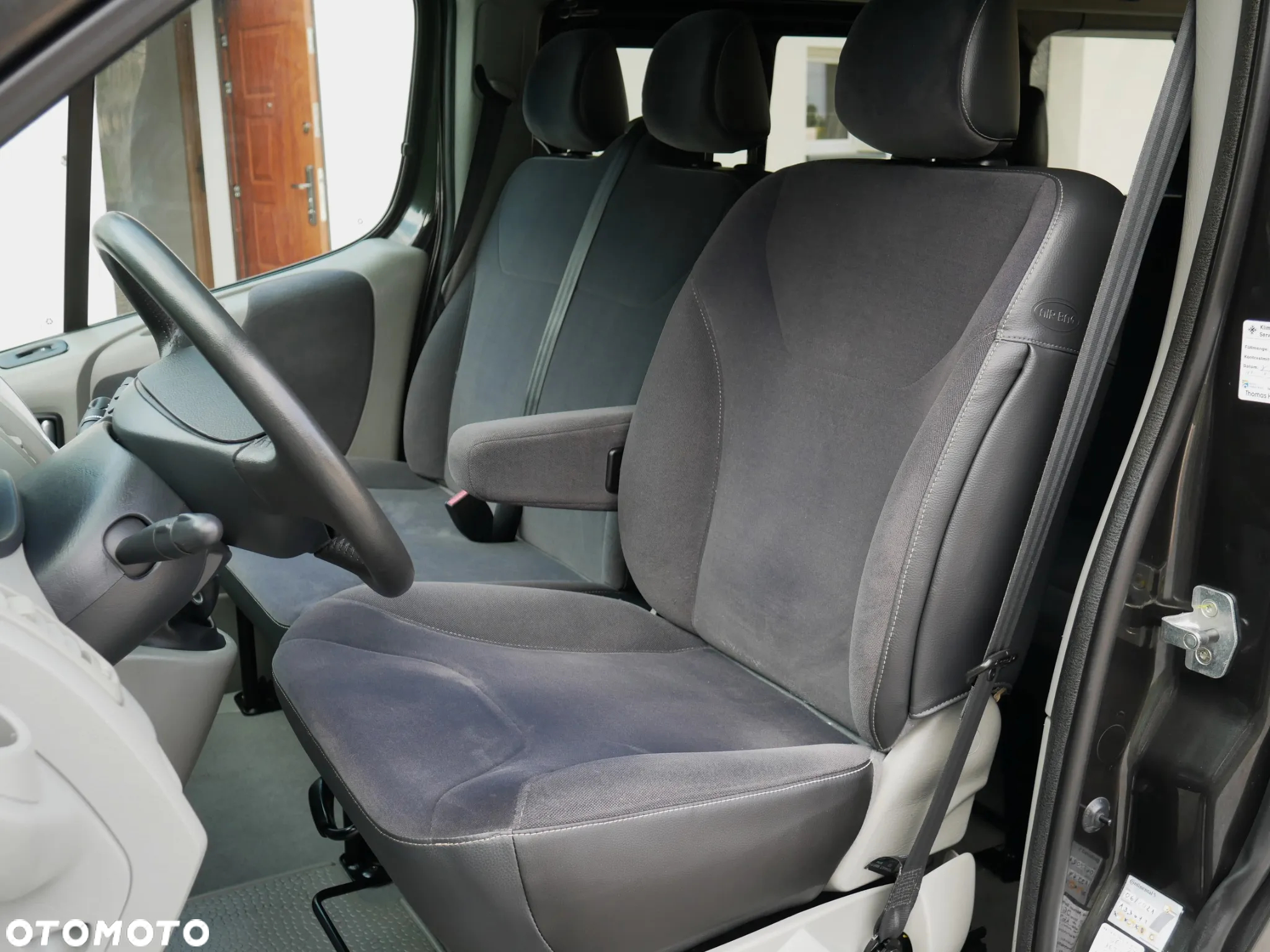Renault Trafic 2.0 dCi 115 Passenger Expression - 24