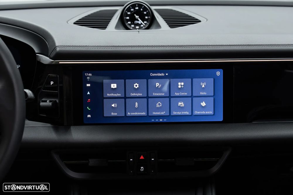 Porsche Macan Electric 4 - 38