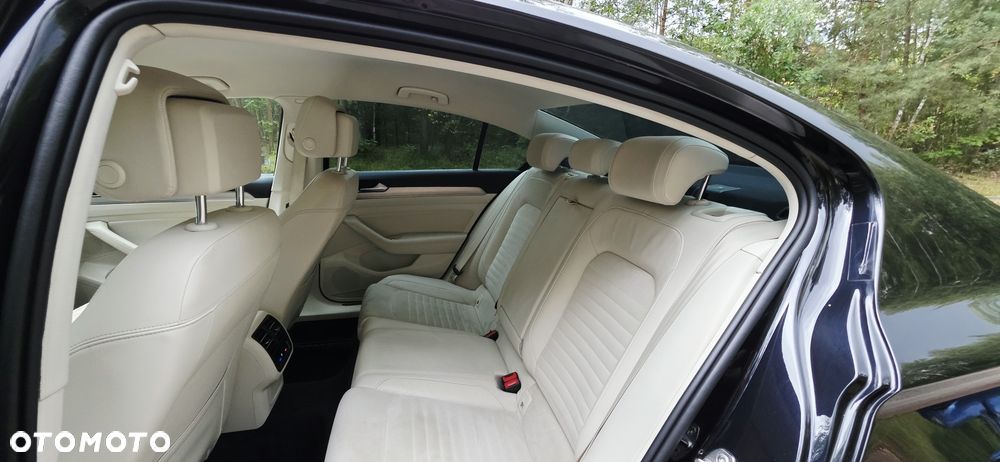 Volkswagen Passat 1.8 TSI BMT Highline DSG - 13