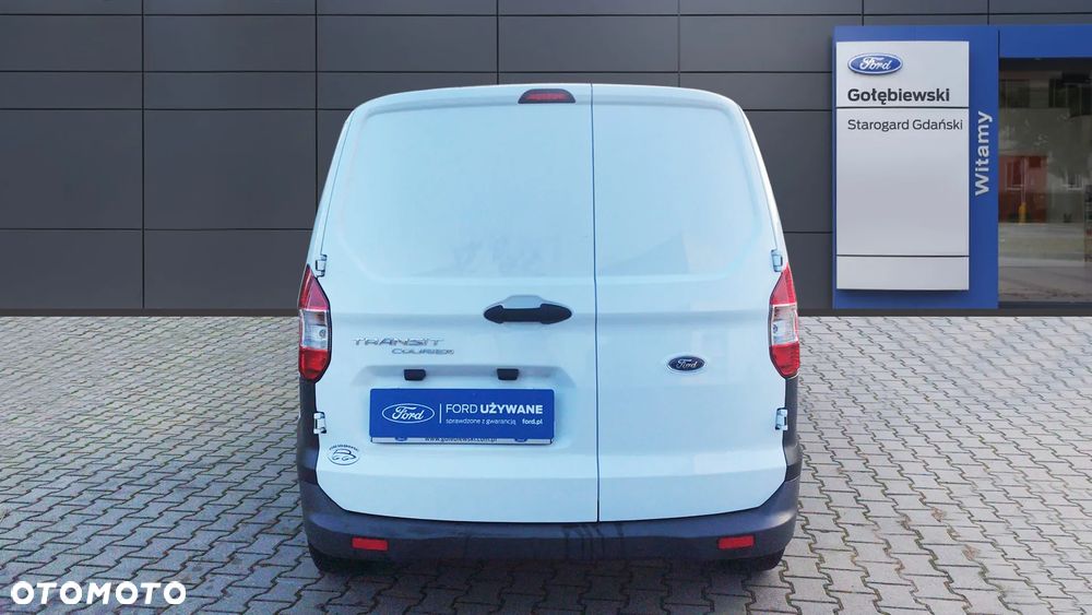 Ford Transit Courier - 4
