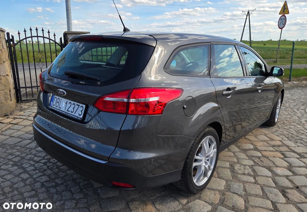 Ford Focus 1.5 TDCi DPF Start-Stopp-System Business - 2