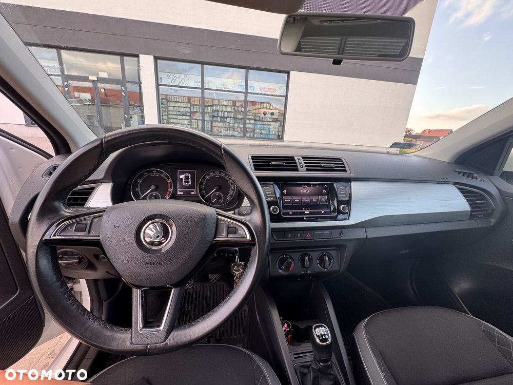 Skoda Fabia 1.0 Ambition - 8