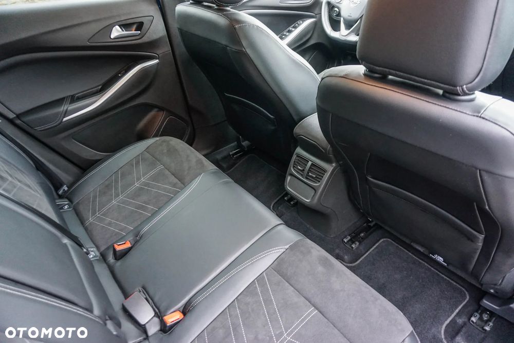 Opel Grandland 1.2 T GS S&S - 31