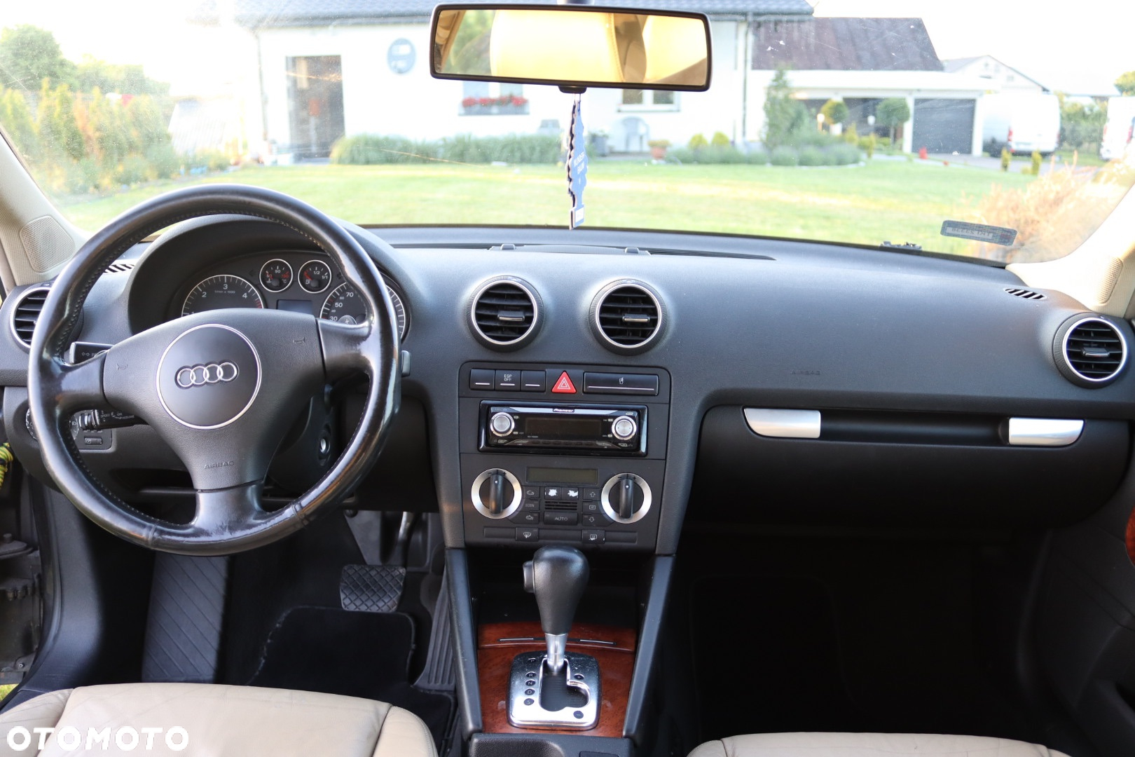 Audi A3 2.0 TDI Ambiente DSG - 13