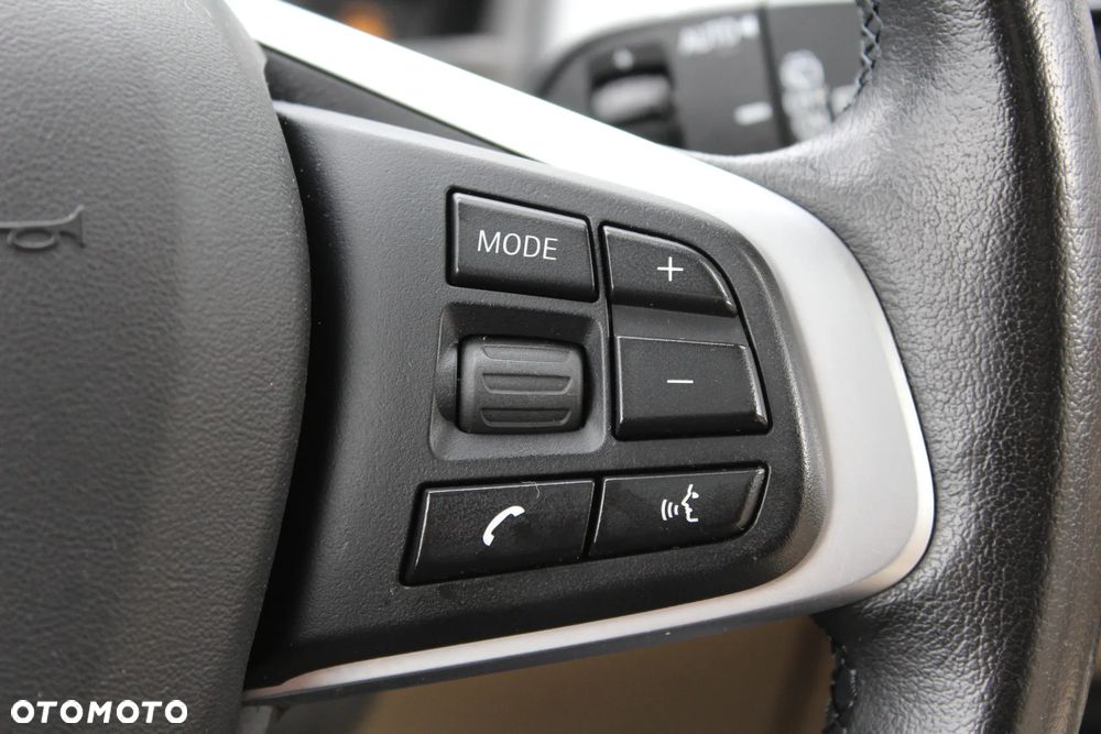 BMW Seria 2 218d Luxury Line - 27