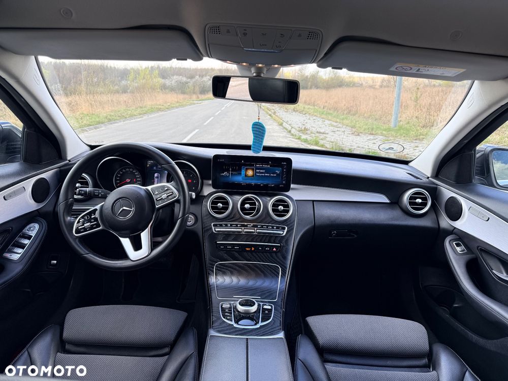 Mercedes-Benz Klasa C 220 d 4Matic 9G-TRONIC Avantgarde - 23
