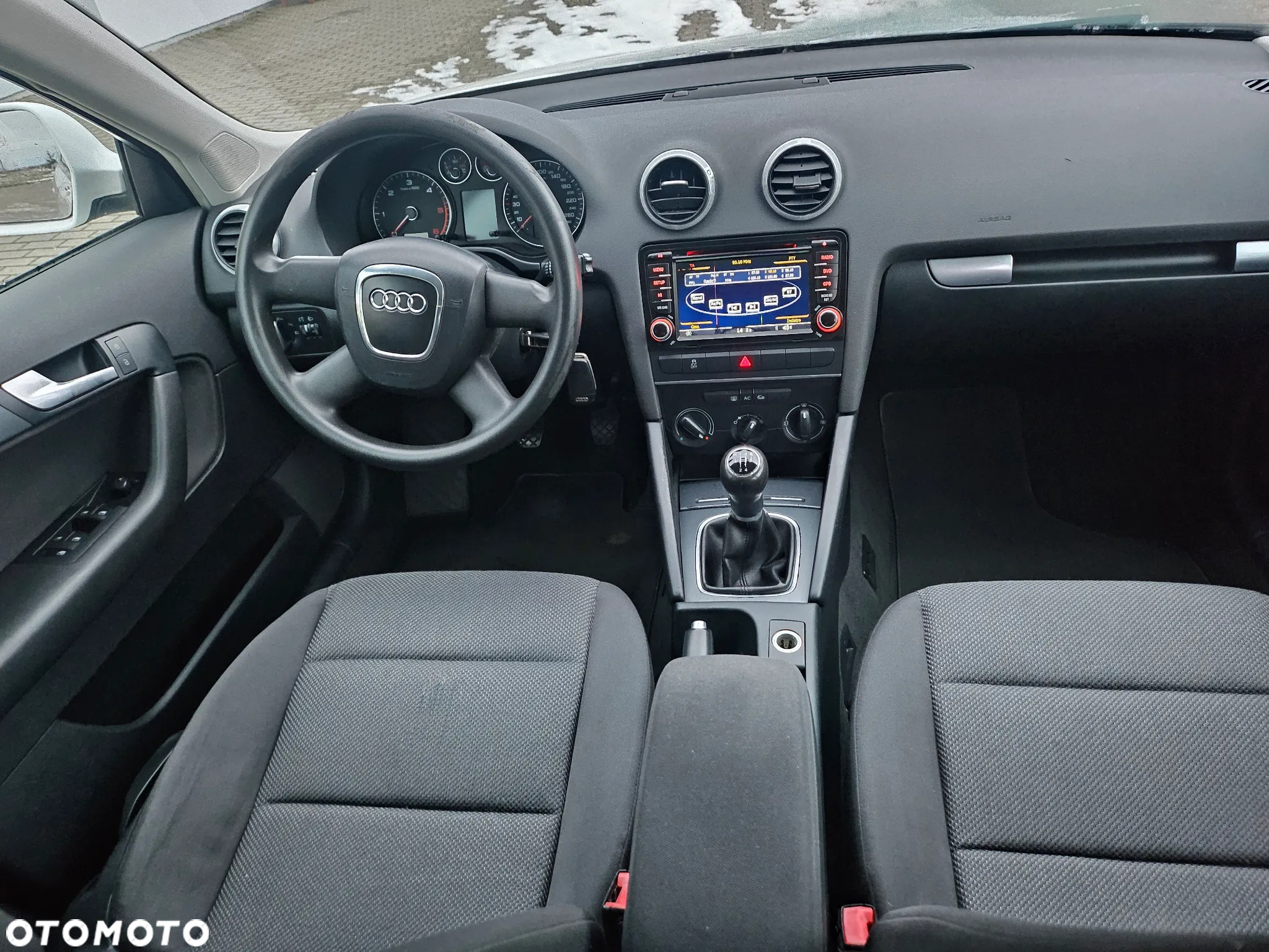 Audi A3 1.6 TDI Sportback DPF Ambiente - 20