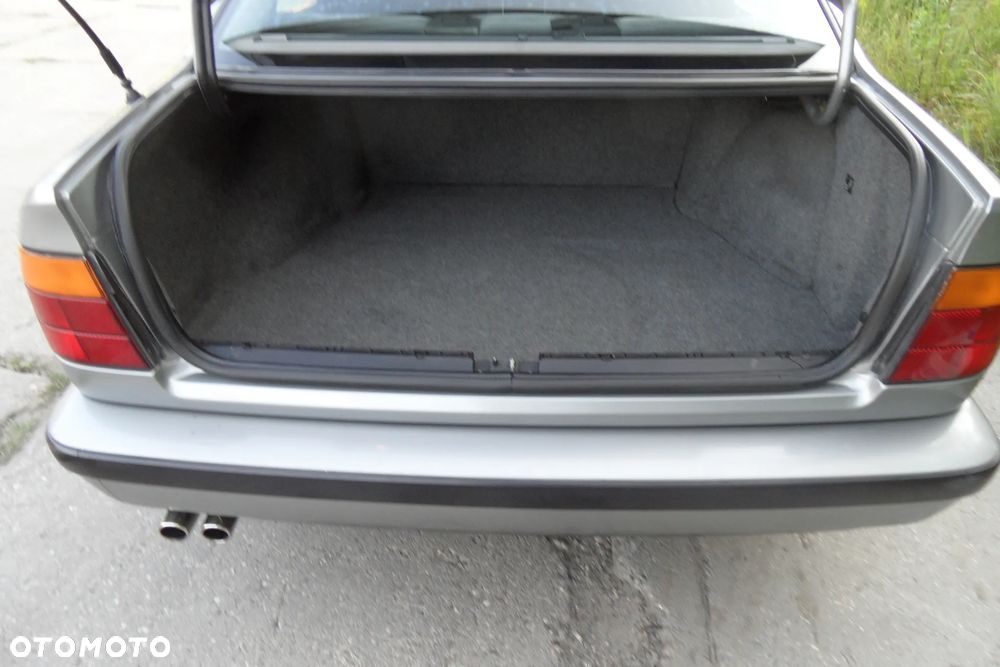 BMW Seria 5 525i - 16