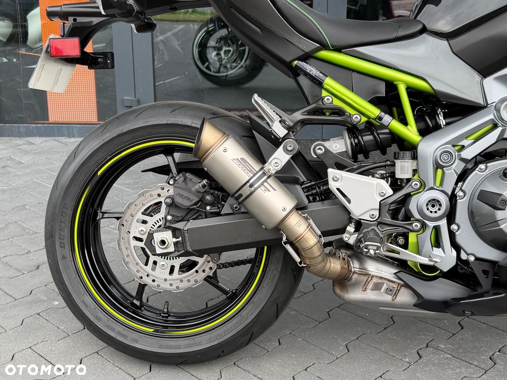 Kawasaki Z 900 - 6