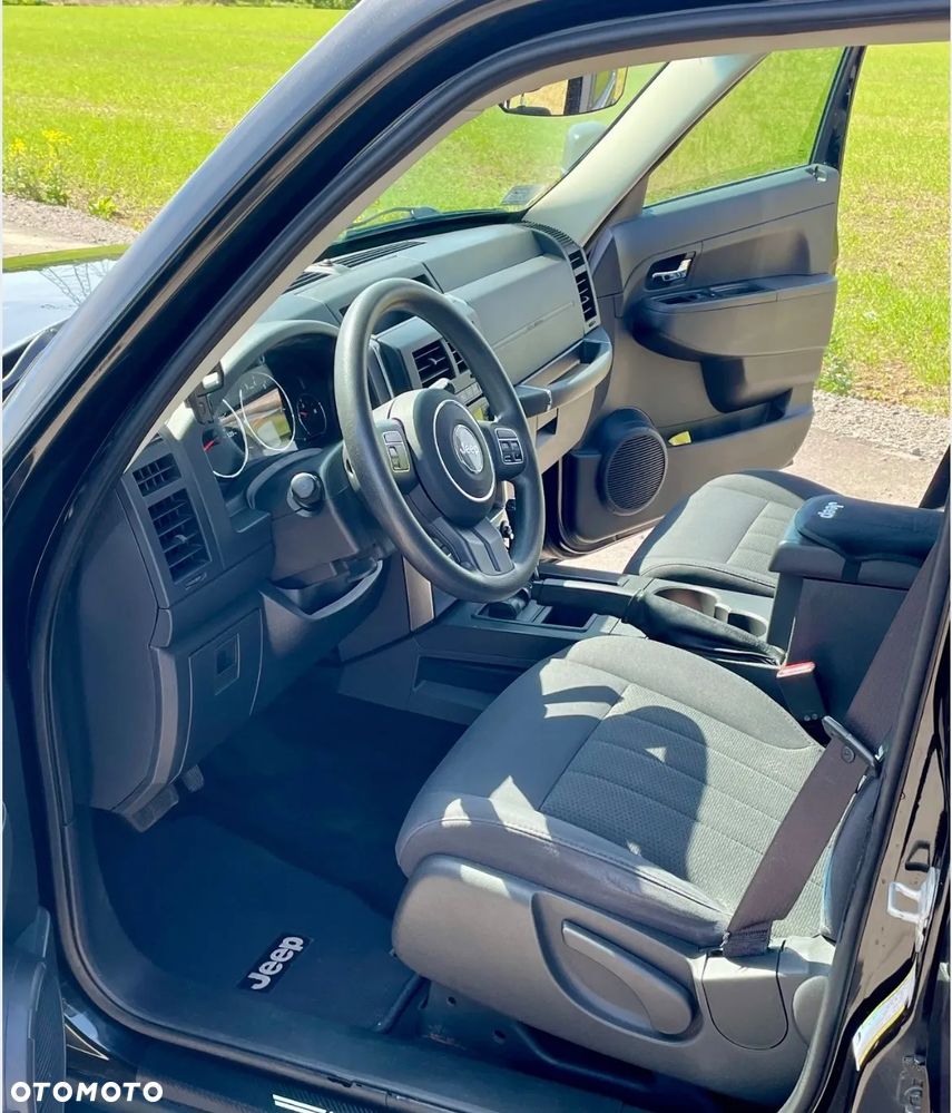 Jeep Liberty 3.7 4x4 - 4
