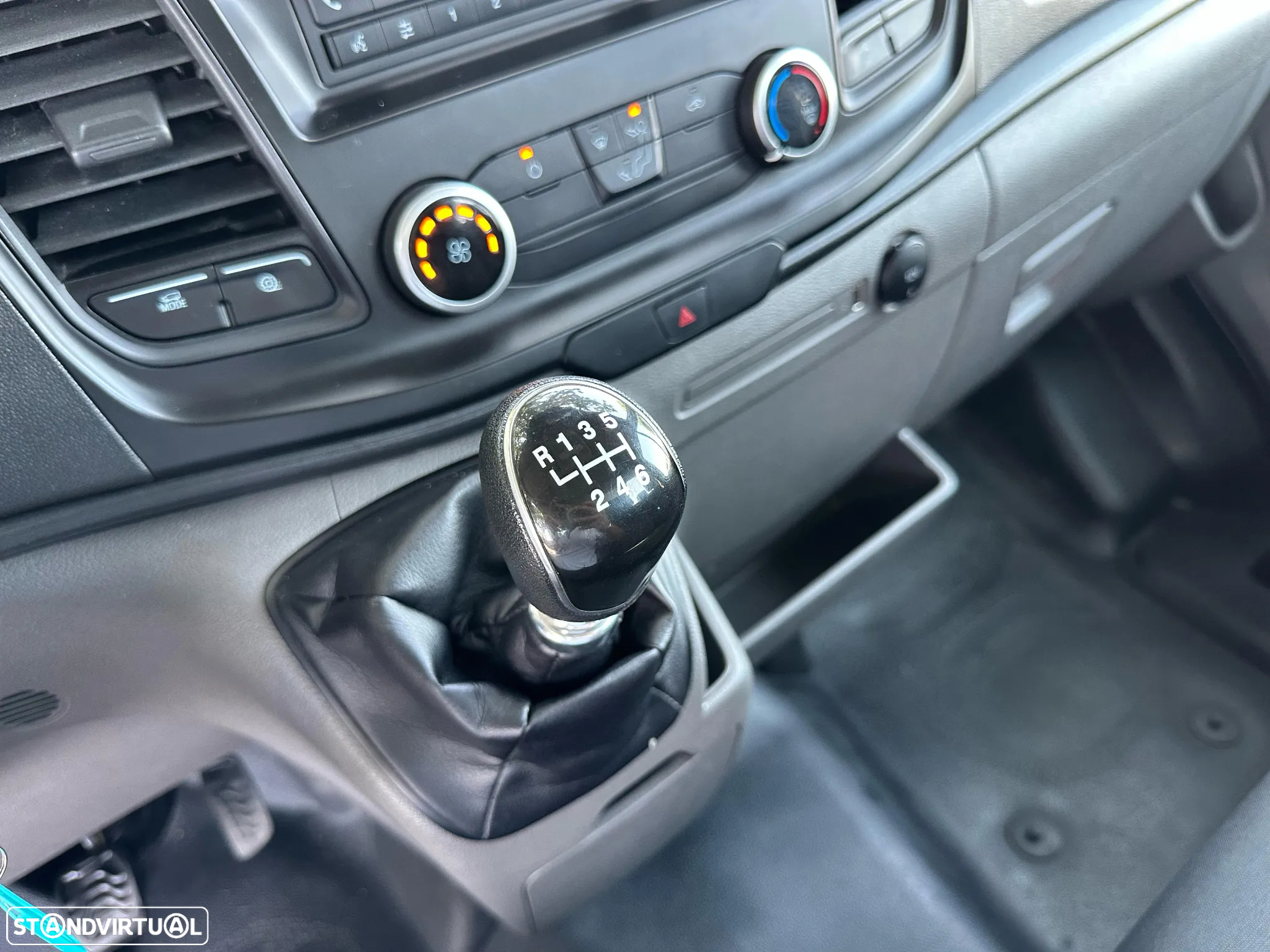 Ford Trasit Basculante 2.0 EcoBlue 130cv - Rodado Duplo - 25