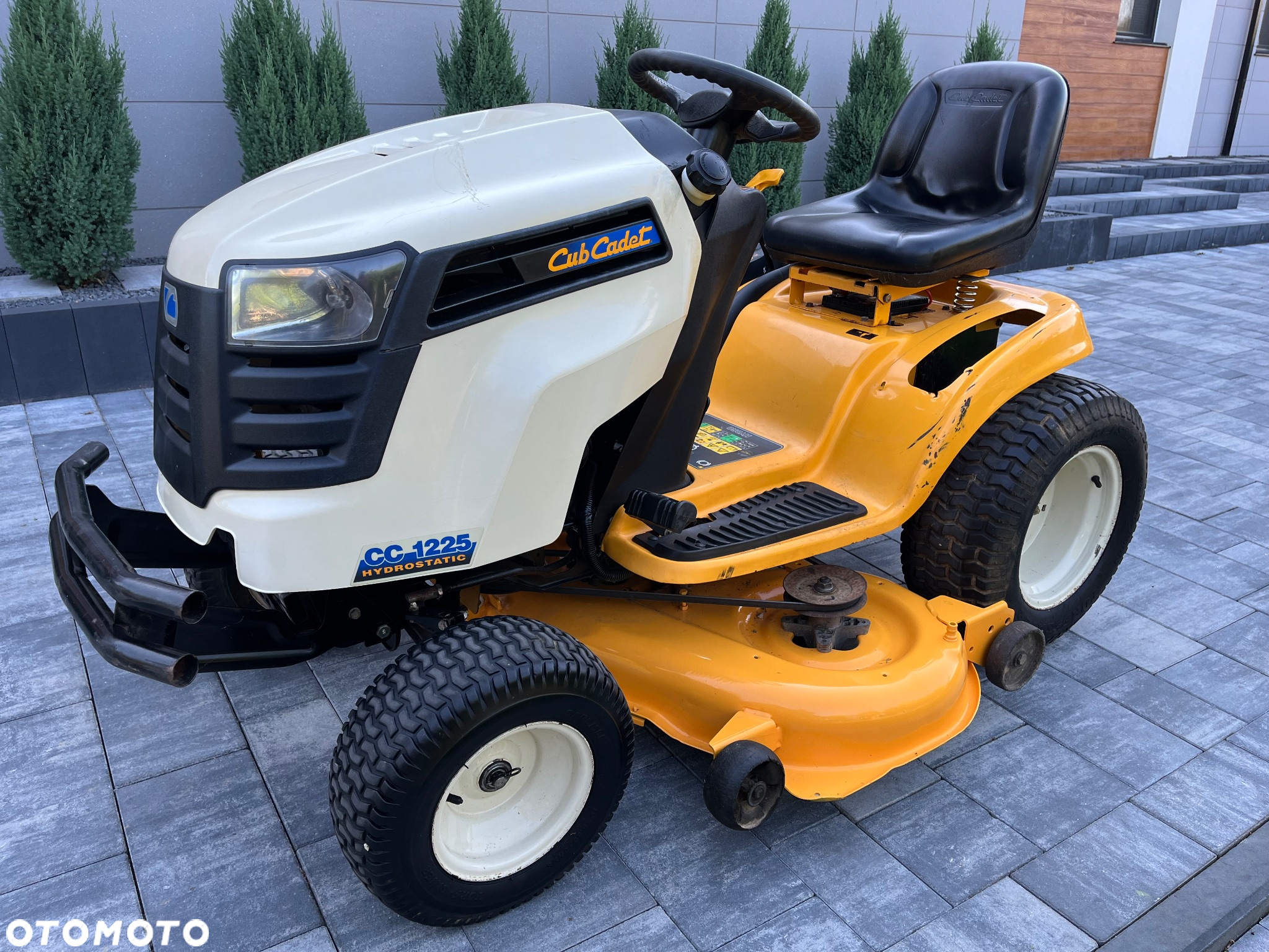 Cub Cadet CC1225 Hydrostatic - 4