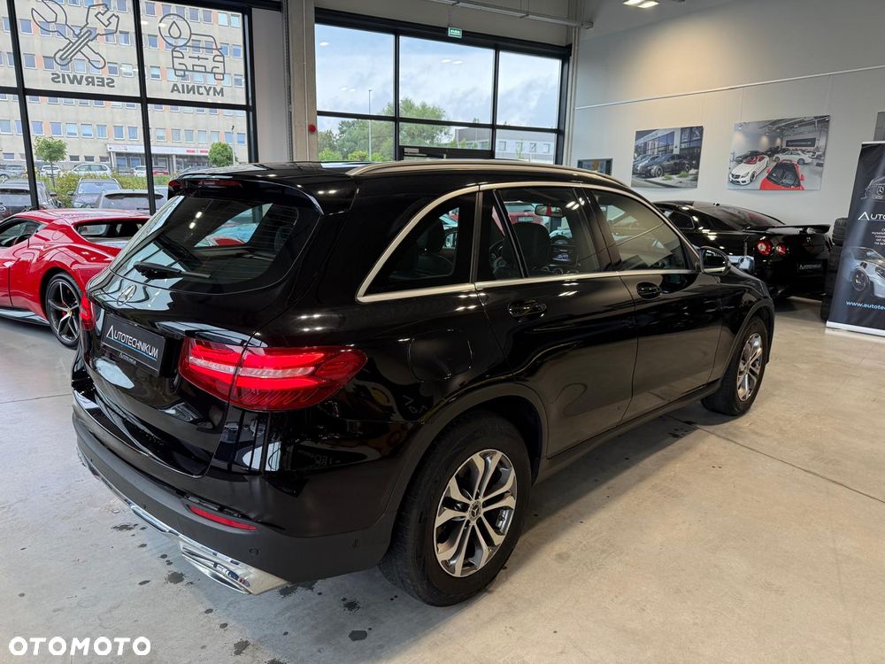 Mercedes-Benz GLC 220 d 4Matic 9G-TRONIC Exclusive - 4