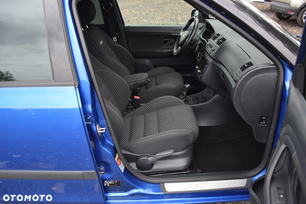 Skoda Fabia 1.4 TSI DSG RS - 15