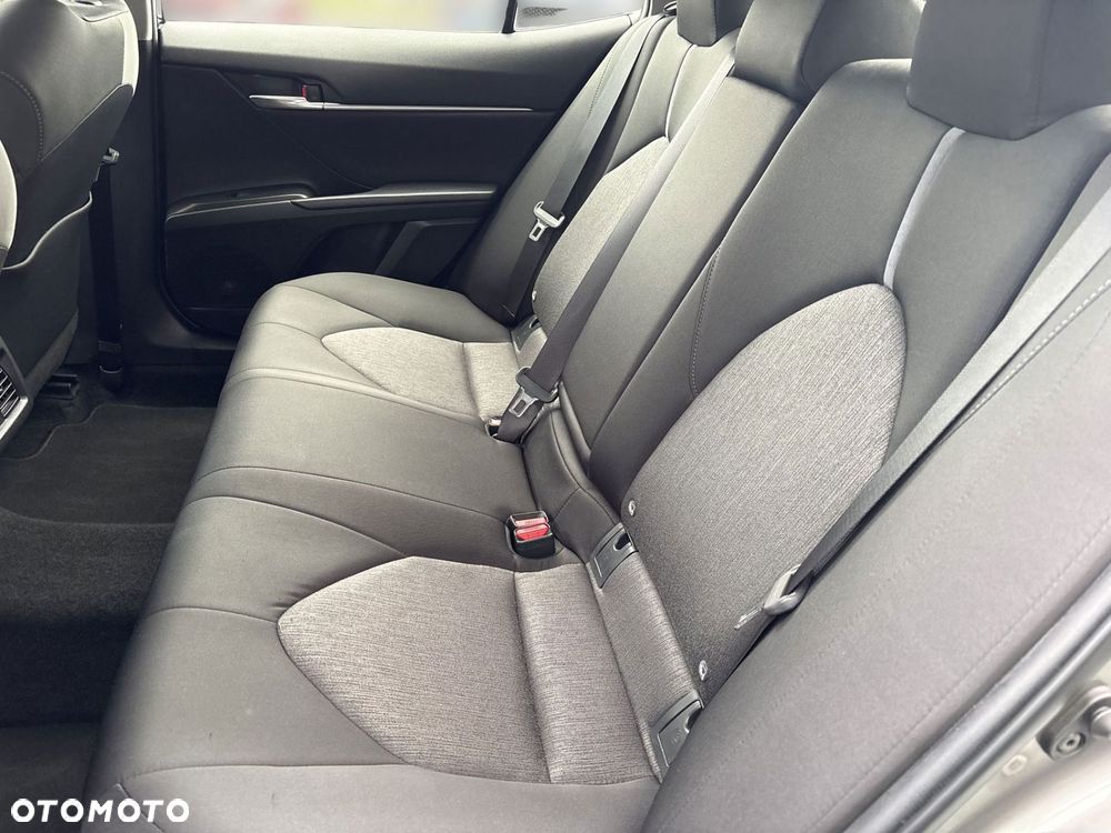 Toyota Camry 2.5 Hybrid Comfort CVT - 16