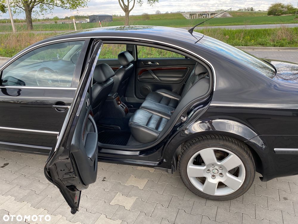 Skoda Superb 1.8T Platinum - 10