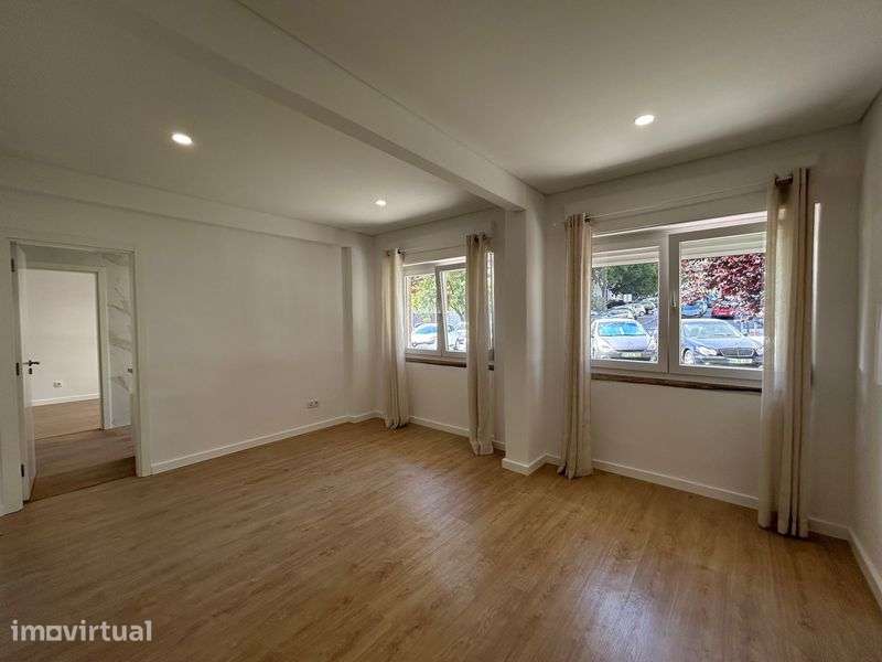 Apartamento T2 renovado Lisboa - Grande imagem: 2/9