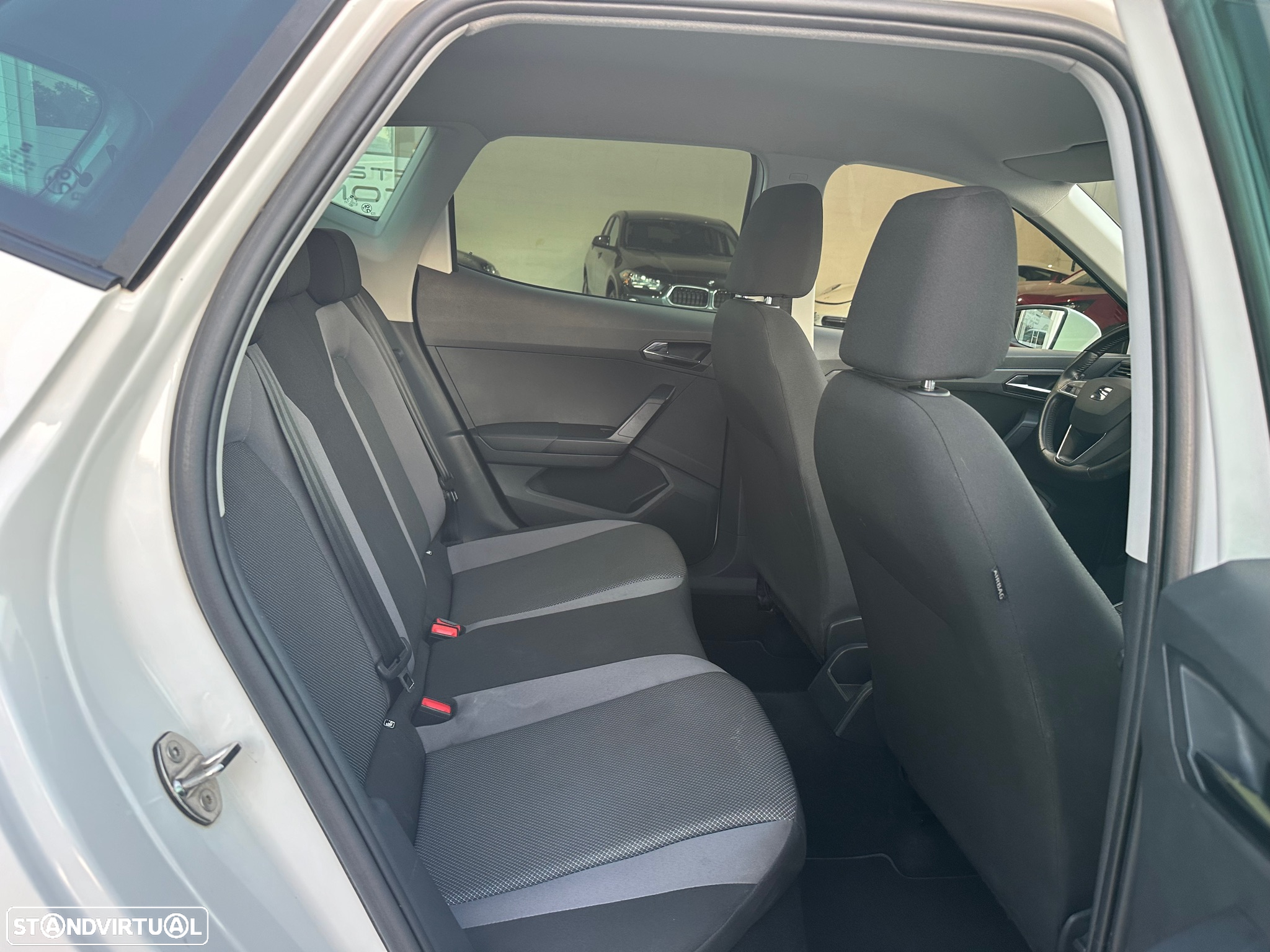 SEAT Arona 1.0 TSI Style DSG - 14