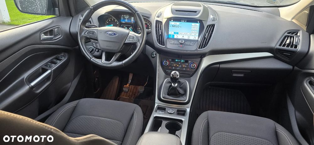 Ford Kuga 1.5 EcoBoost 2x4 Black & Silver - 13