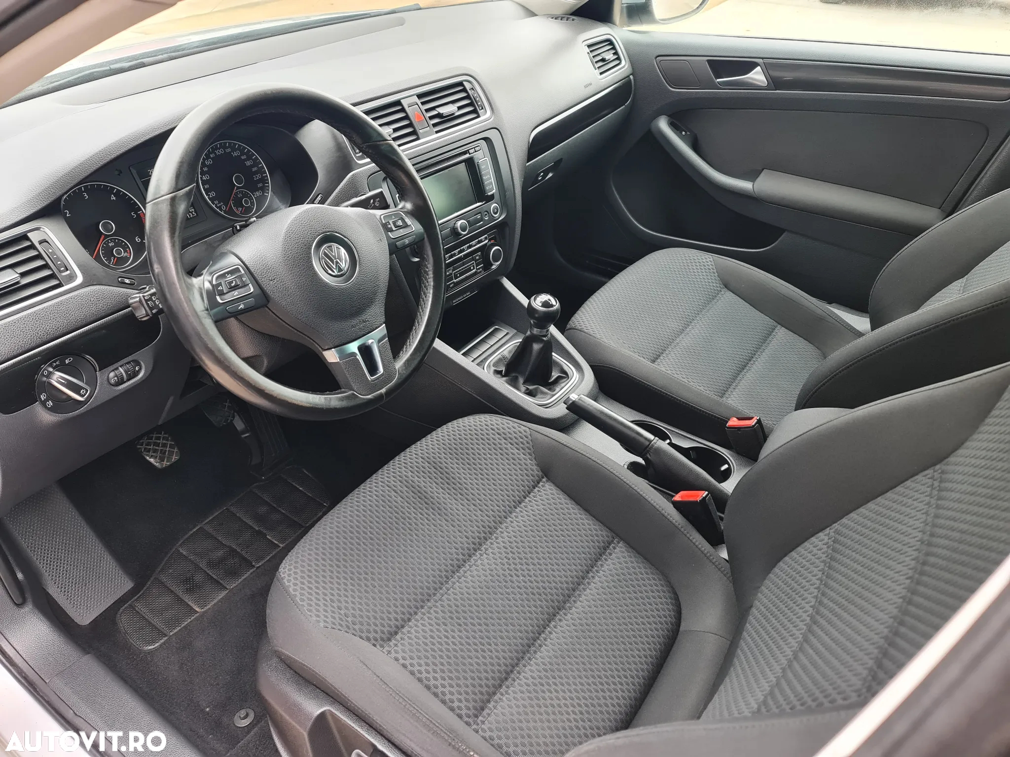 Volkswagen Jetta 1.6 TDI CR DPF Comfortline - 5