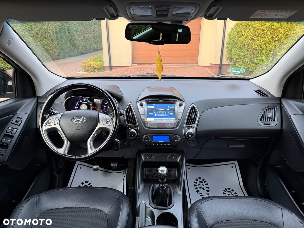 Hyundai ix35 2.0 2WD Trend - 21