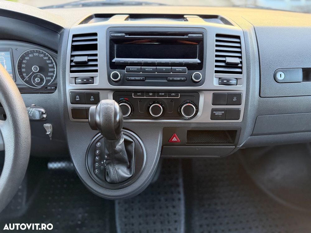 Volkswagen Transporter - 14