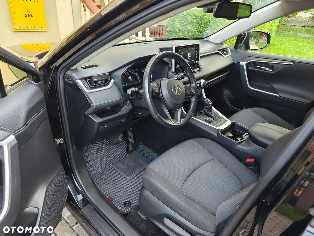 Toyota RAV4 - 17