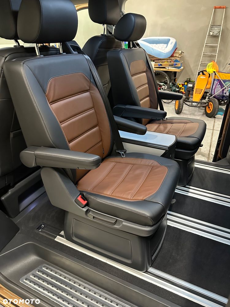 Volkswagen Multivan 2.0 TDI L1 Highline 4Motion DSG - 25