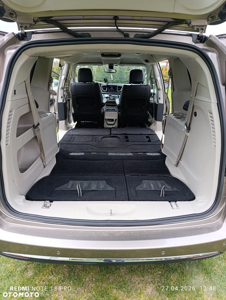 Chrysler Pacifica - 14