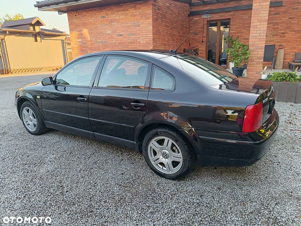 Volkswagen Passat - 7