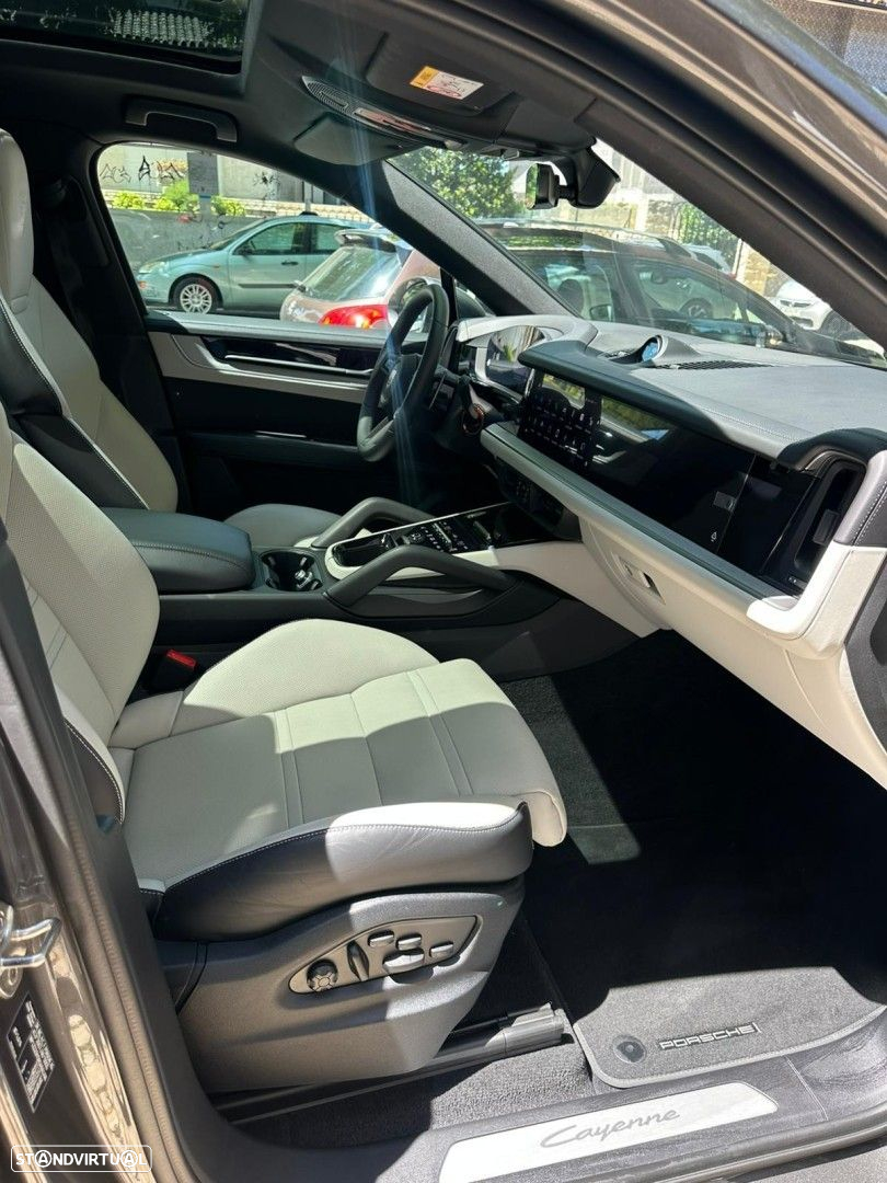 Porsche Cayenne S E-Hybrid - 22