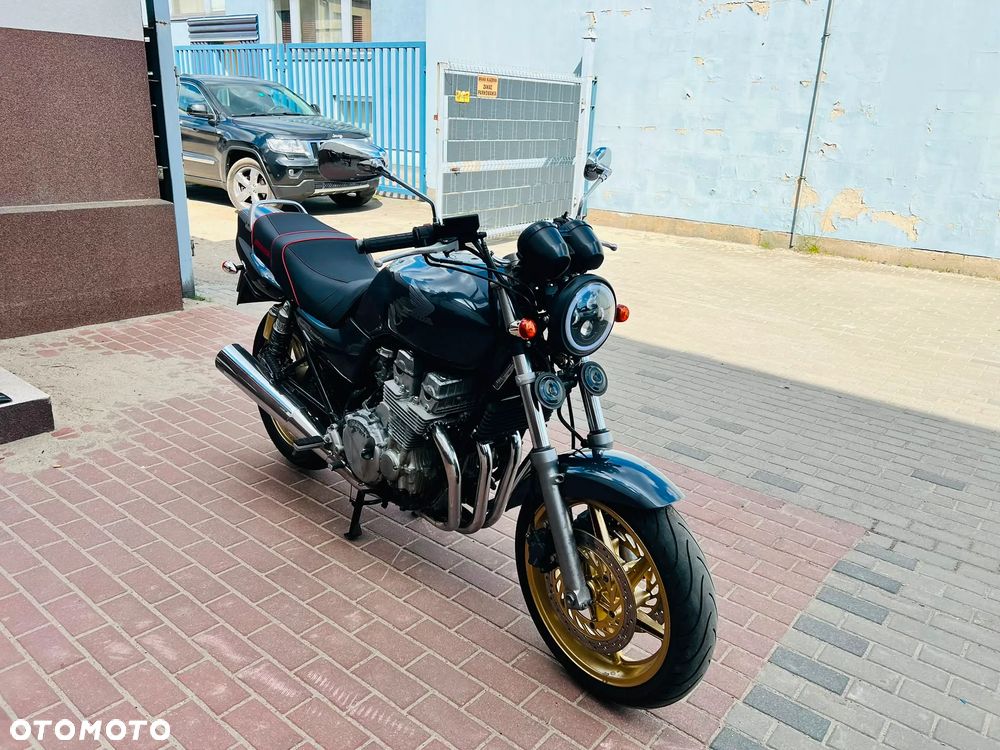 Honda Hornet - 16