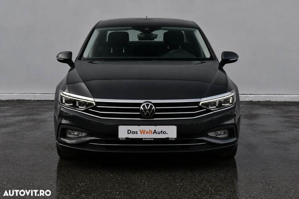 Volkswagen Passat 2.0 TDI DSG Comfortline - 8