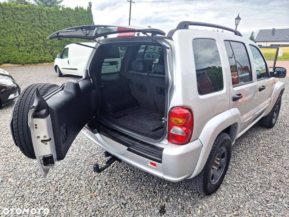Jeep Cherokee 3.7 Limited - 23