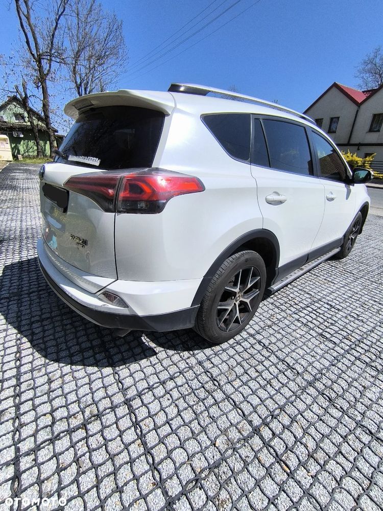Toyota RAV4 2.0 Prestige MS - 13