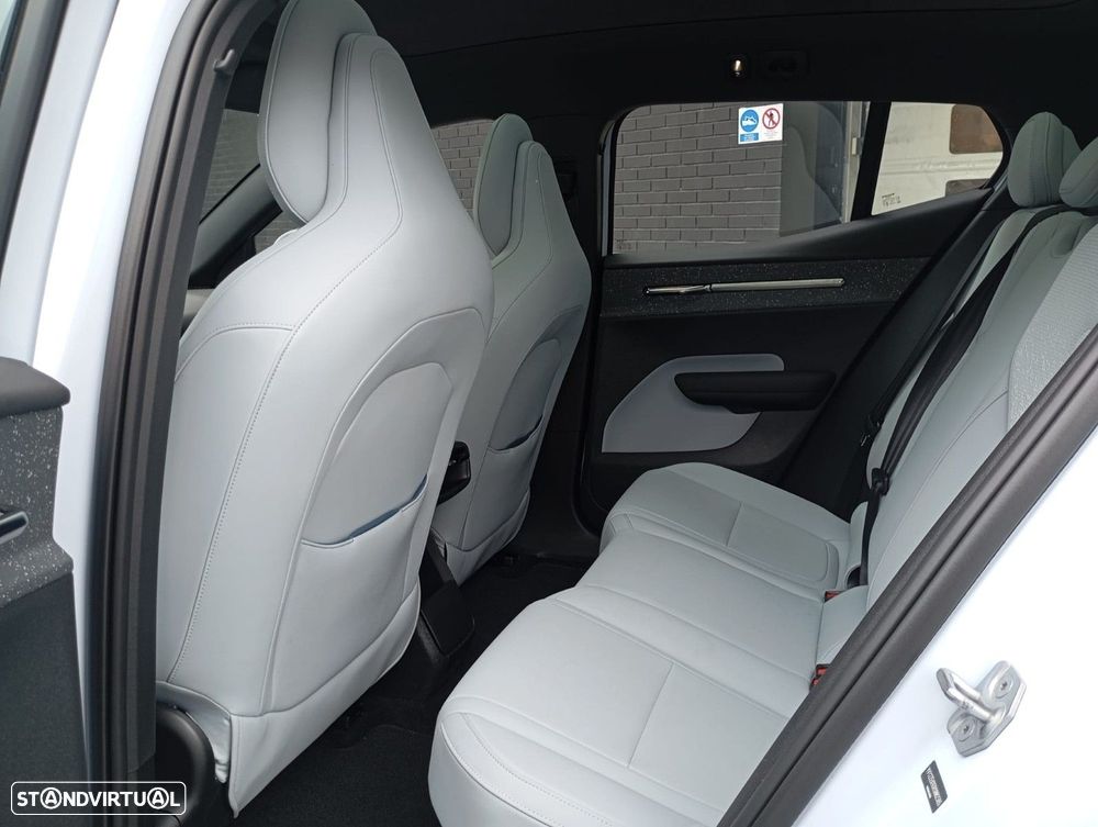 Volvo EX30 69 kWh Twin Motor Ultra - 3