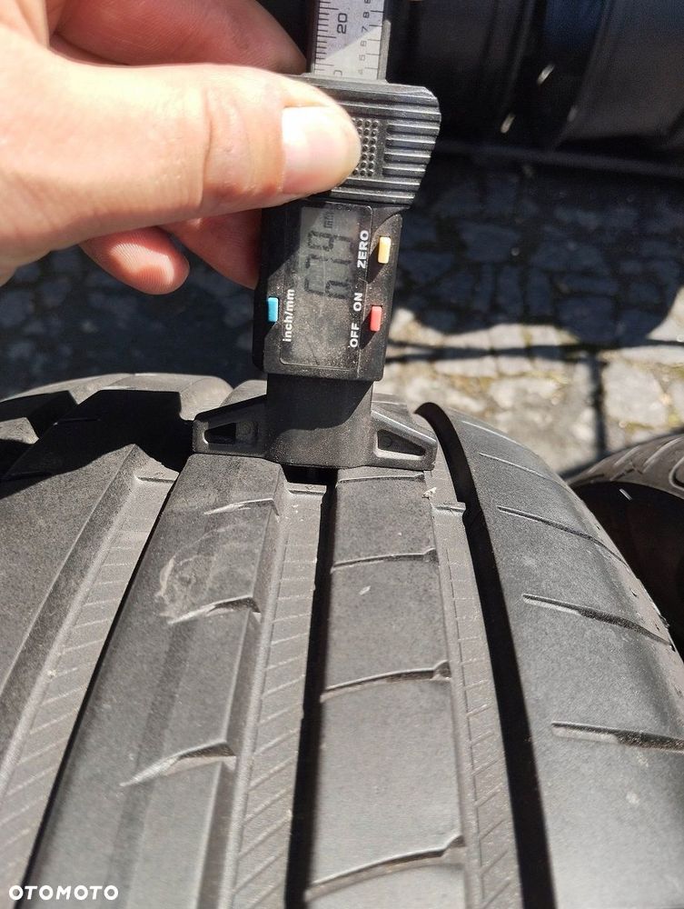 Goodyear Eagle F1 Asymmetric 3 225 45 19 96 W rant XL  - BMW 2szt - 2